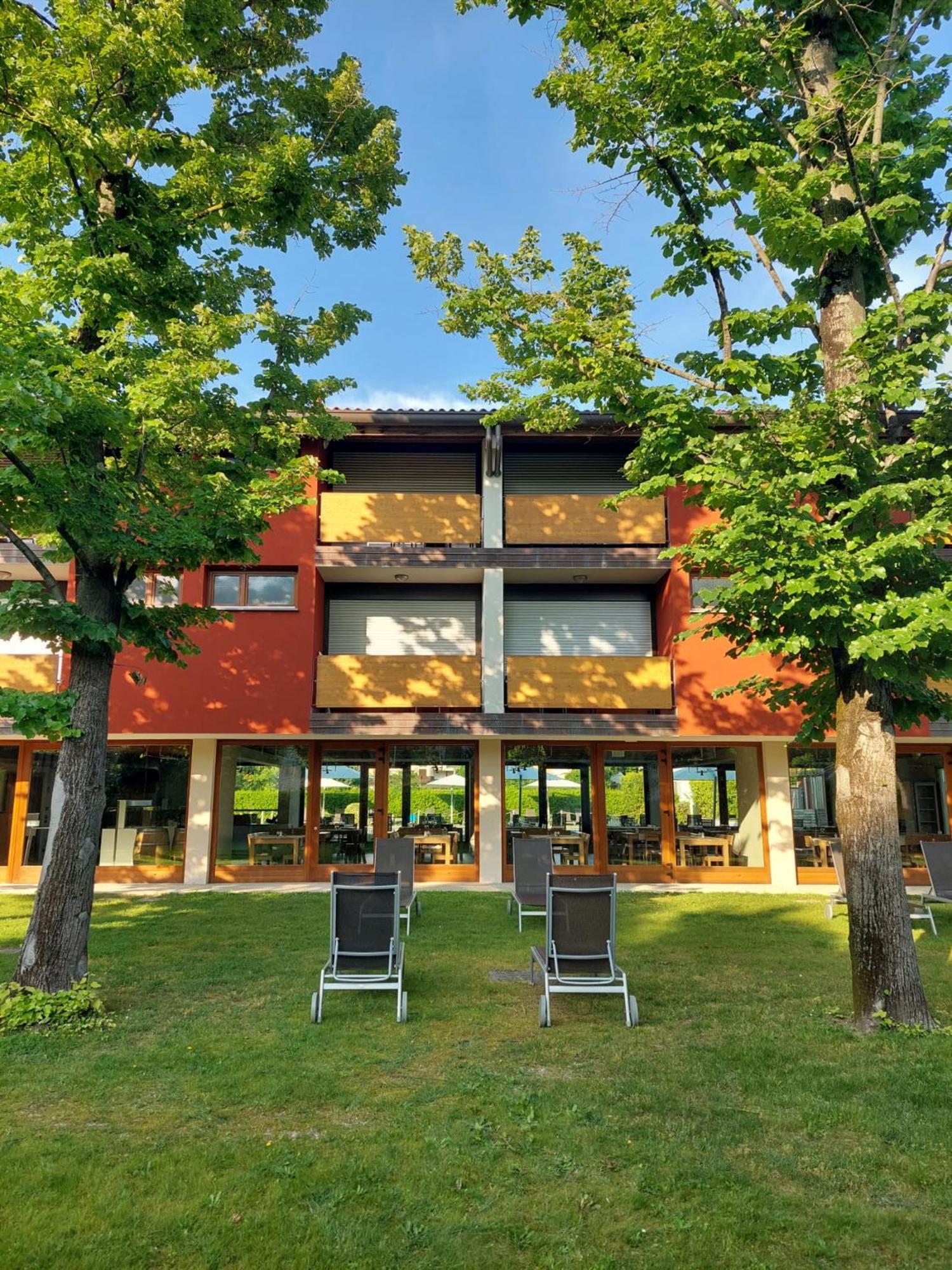 Hotel La Pergola Lignano Sabbiadoro Exteriör bild