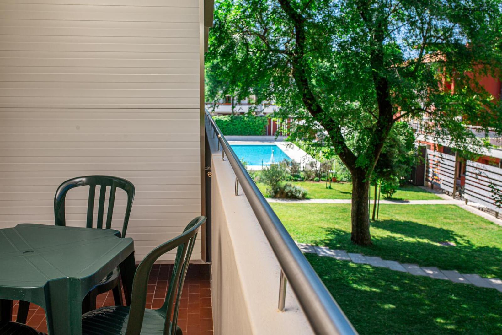 Hotel La Pergola Lignano Sabbiadoro Exteriör bild